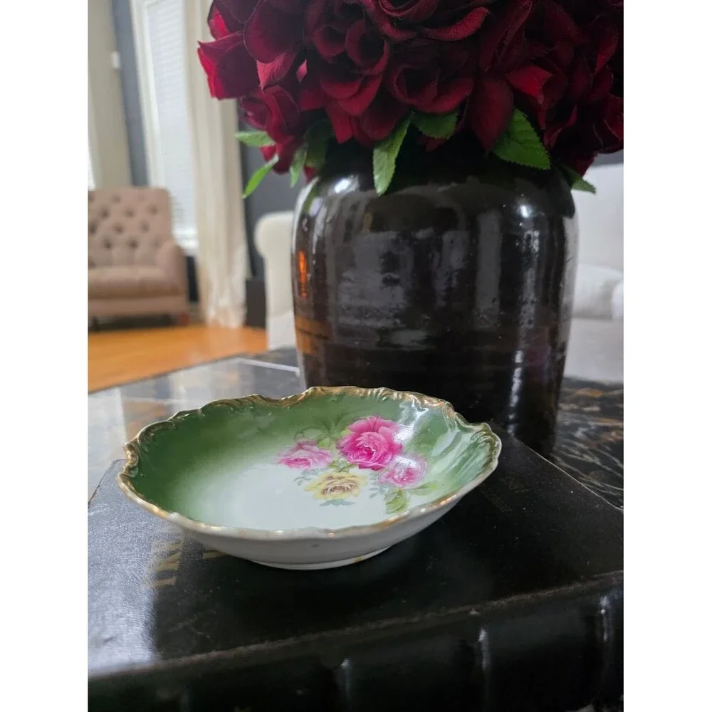 Shabby Chic Roses Pink Gold Gilt Ornate Scalloped Embossed Green Bowl Catch All